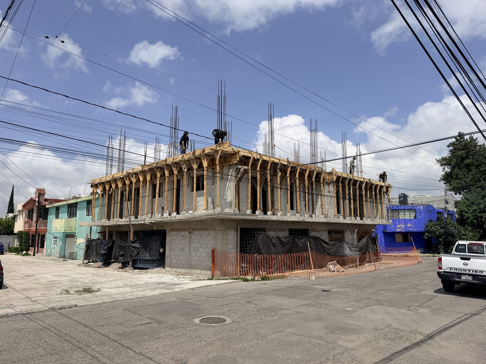 Edificio habitacional de cuatro niveles en construccion