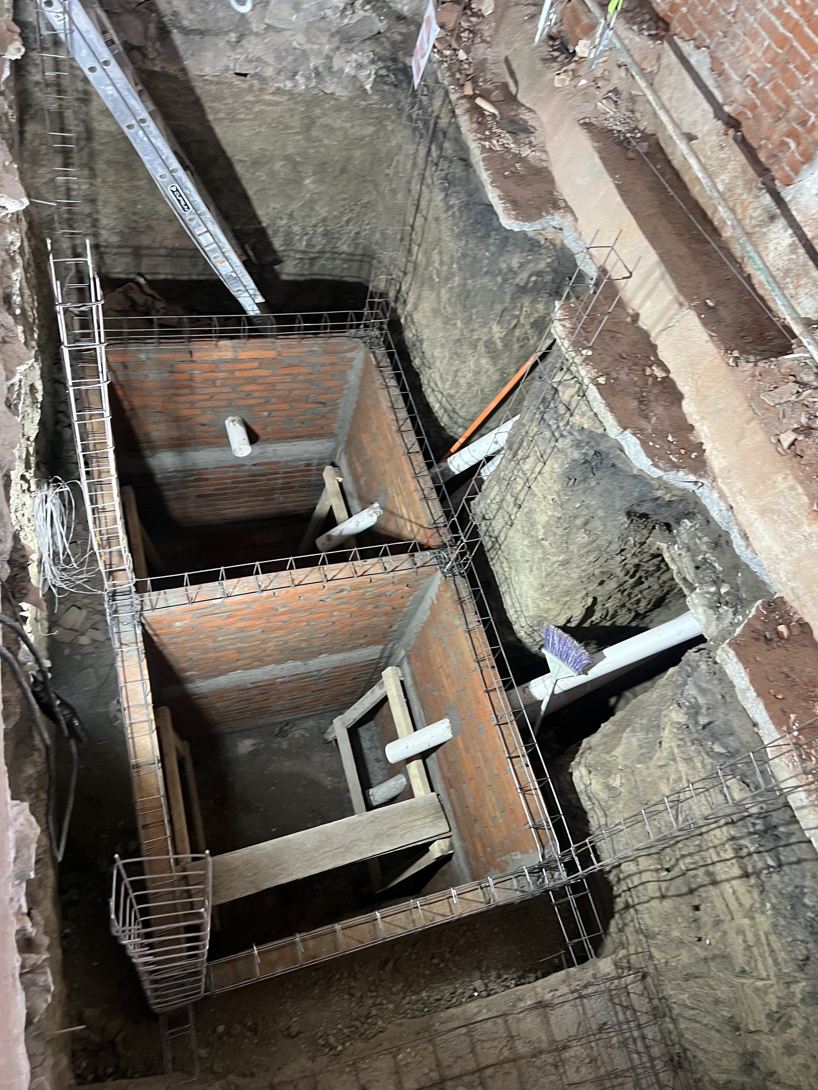 Construccion de planta de tratamiento de aguas residuales